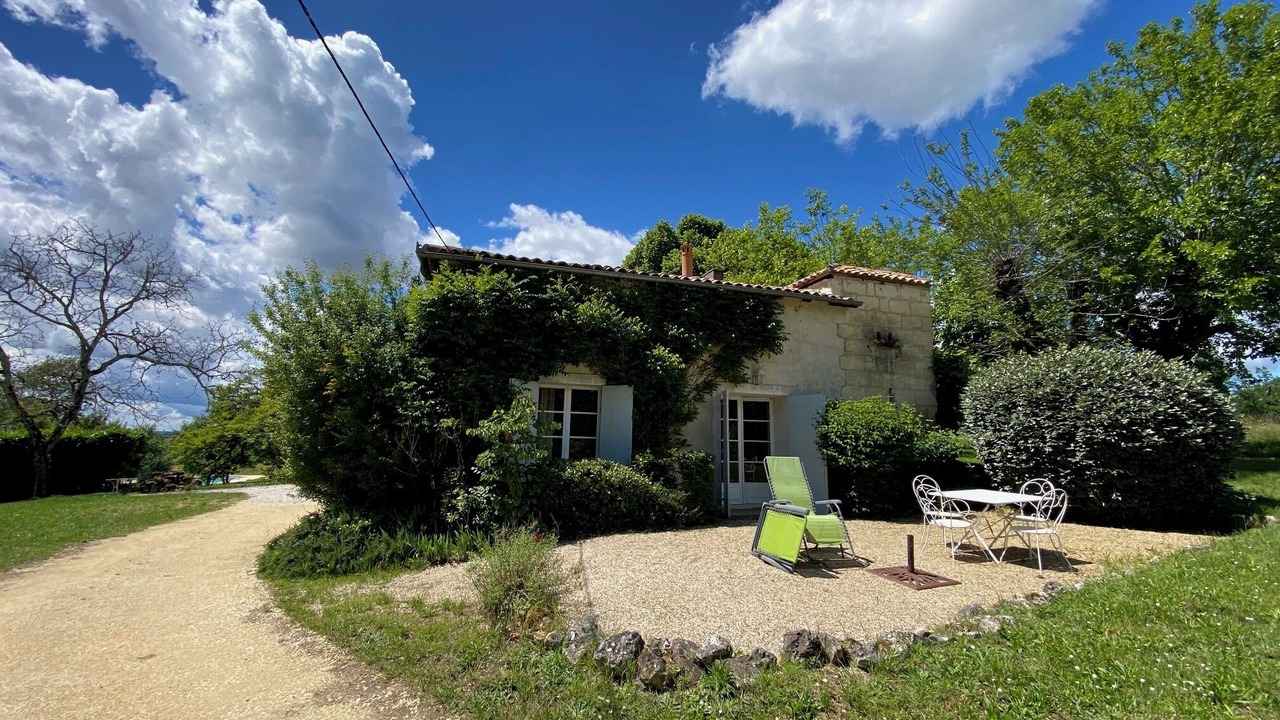 Photo of Outdoor in Camblanes-et-Meynac