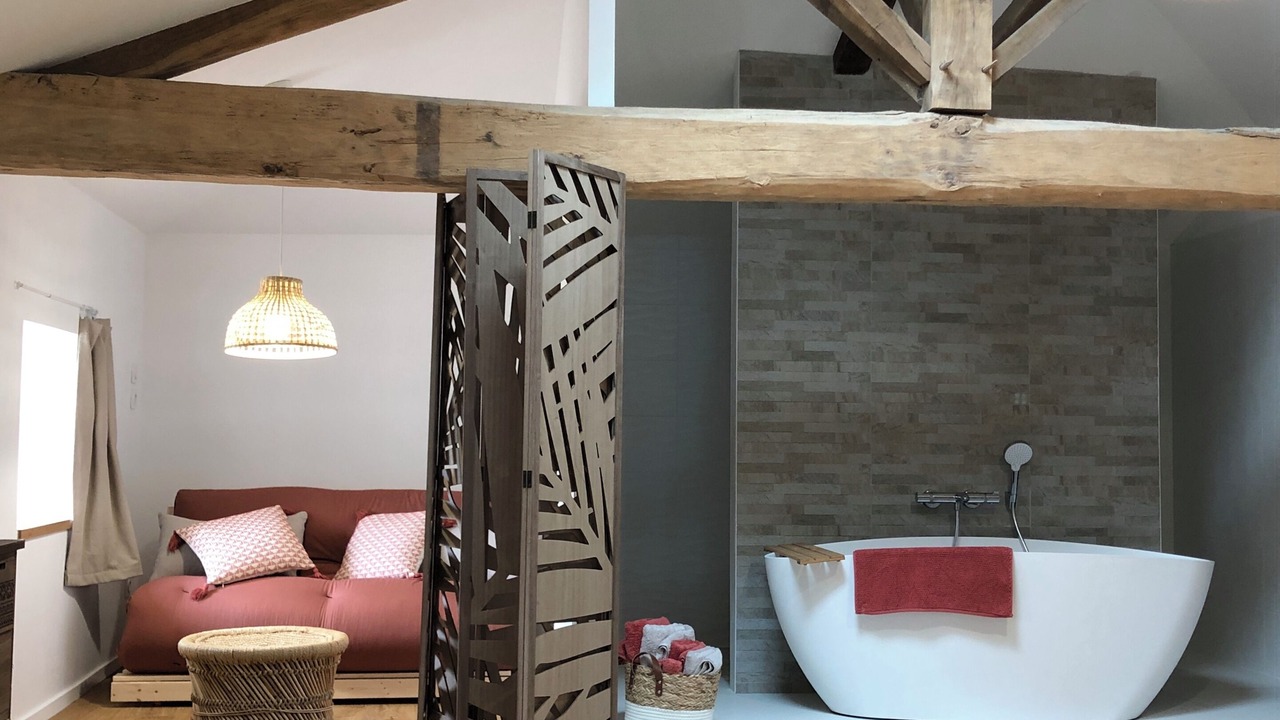 Photo of Bathroom in Rouffignac