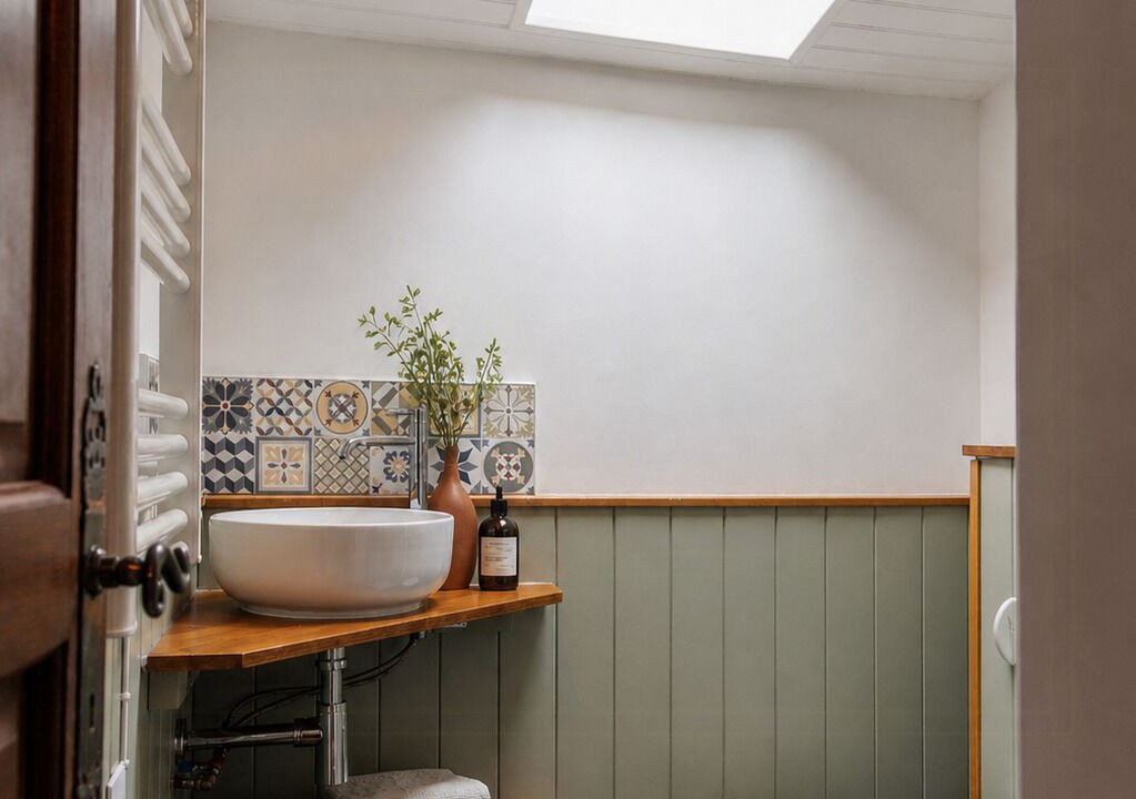 Photo of Bathroom in Saint-Estephe