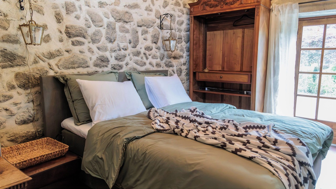 Photo of Bedroom in Saint-Estephe