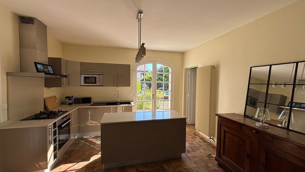 Photo of Kitchen in Lanton