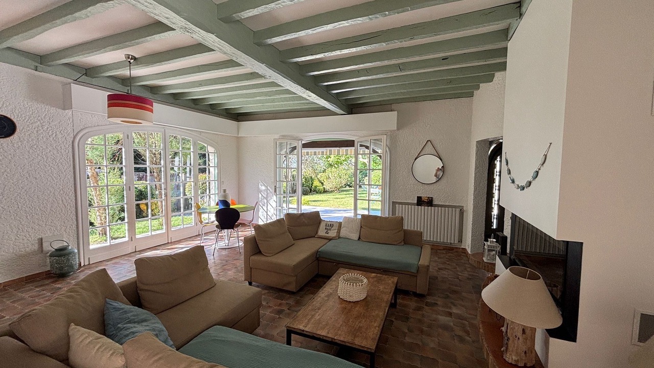 Photo of Livingroom in Lanton
