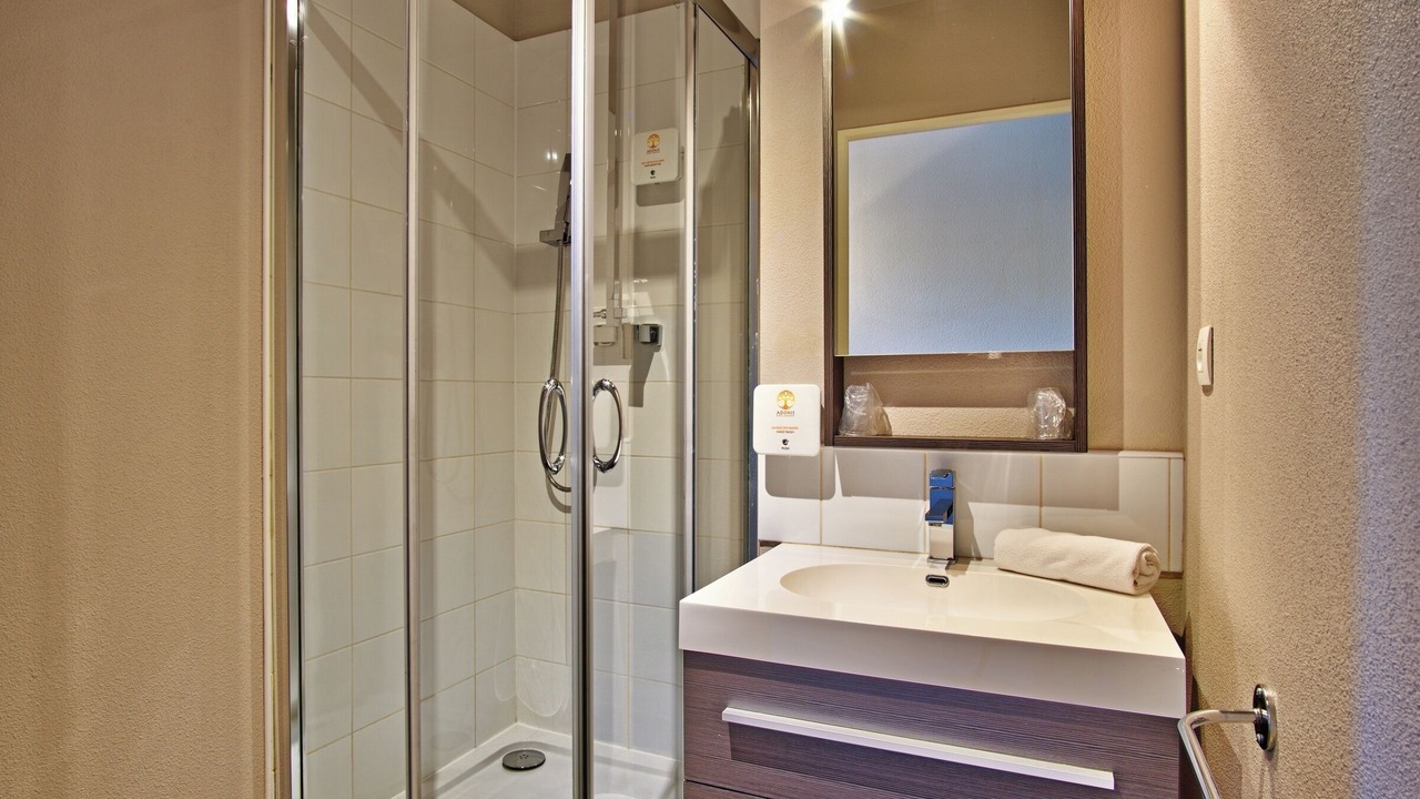 Photo of Bathroom in Lahonce