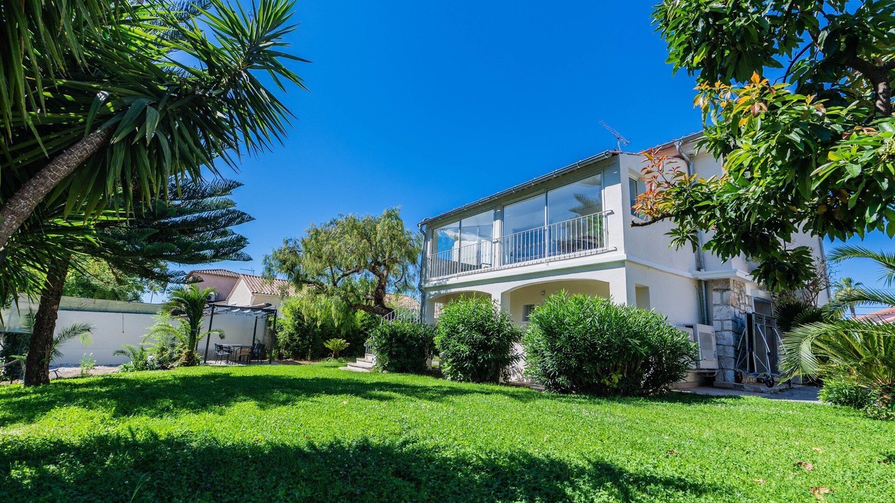 Photo of Outdoor in Villeneuve-Loubet