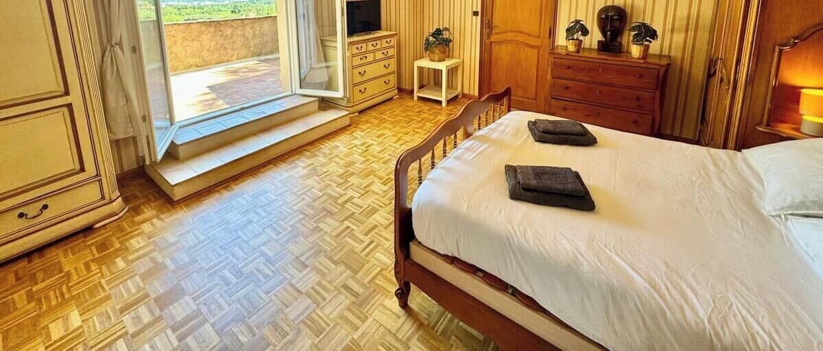 Photo of Bedroom in La Farlede