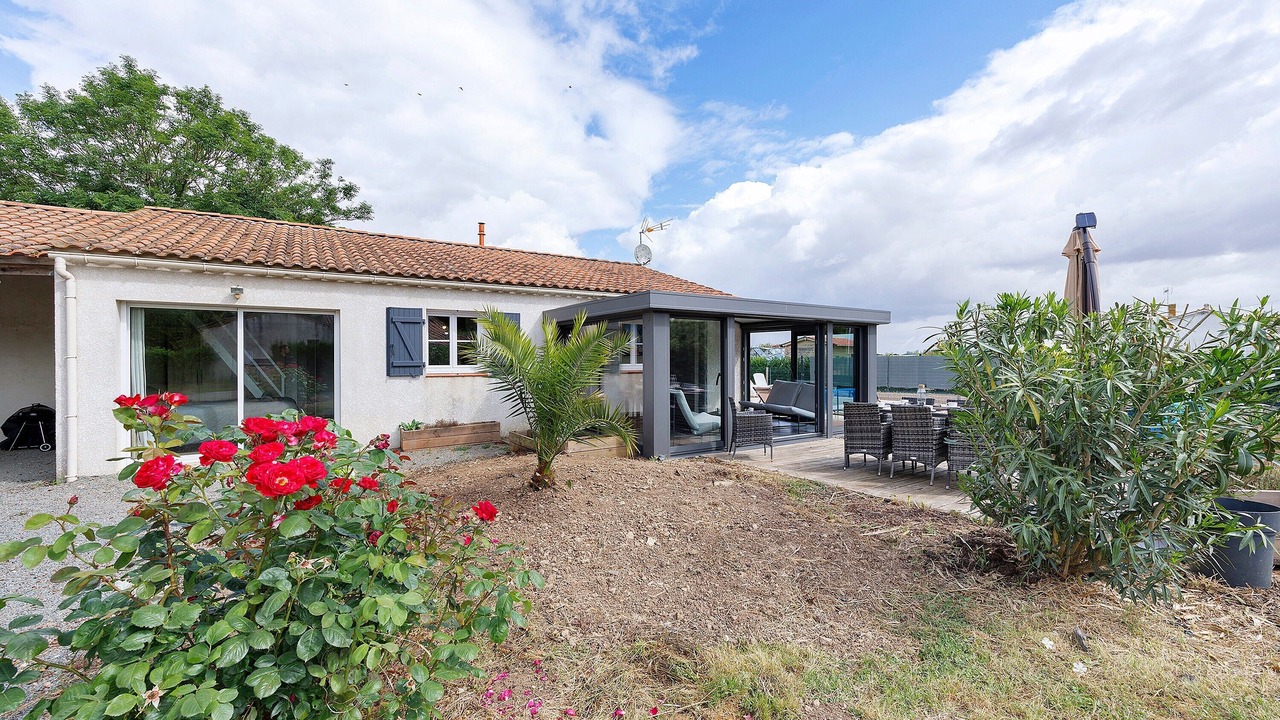 Photo of Outdoor in La Jonchere