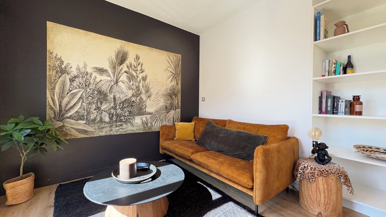 Photo of Livingroom in Bourdeau