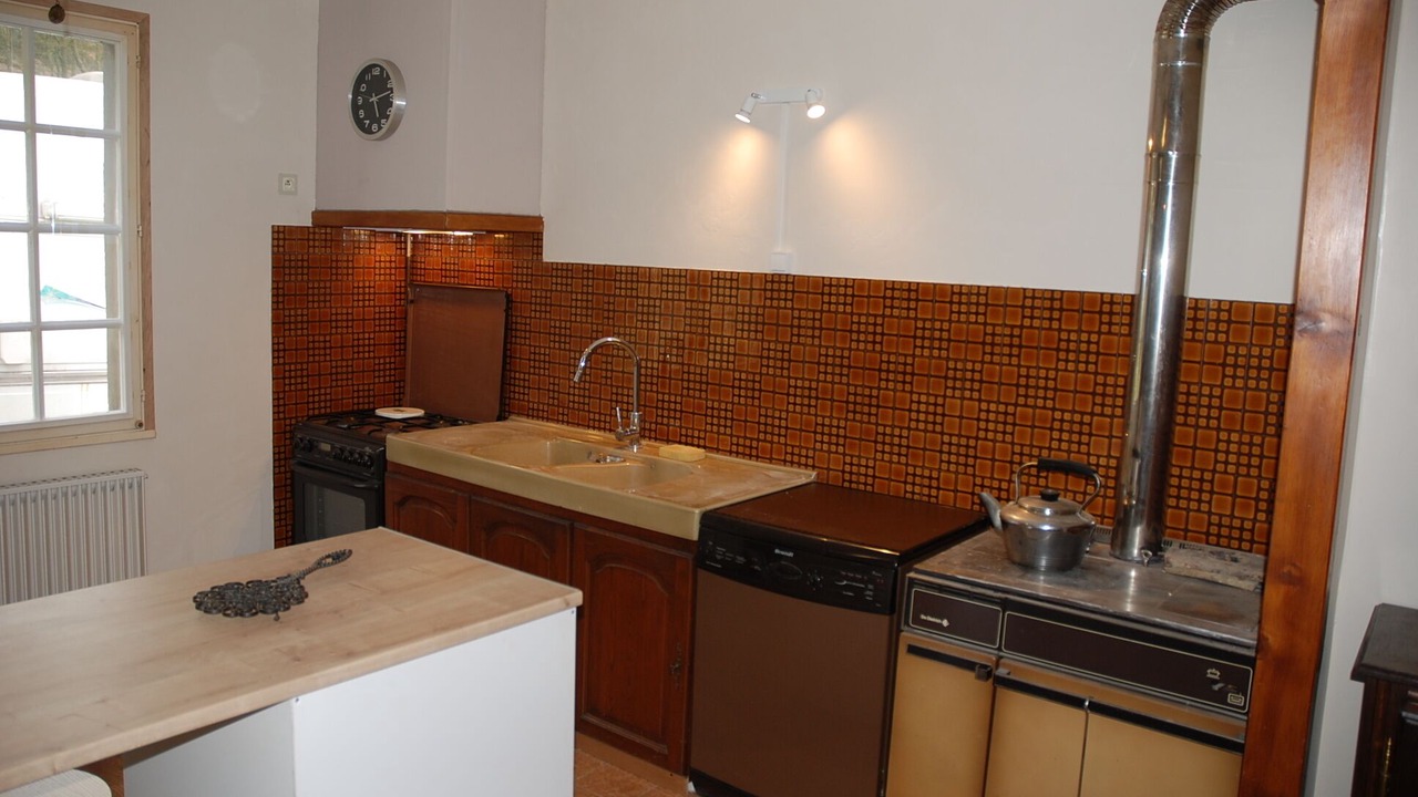 Photo of Kitchen in Compreignac
