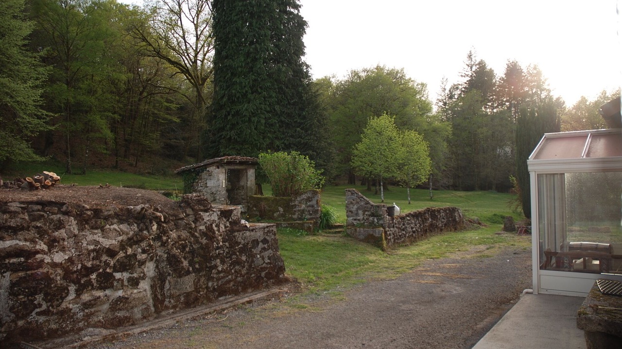 Photo of Outdoor in Compreignac