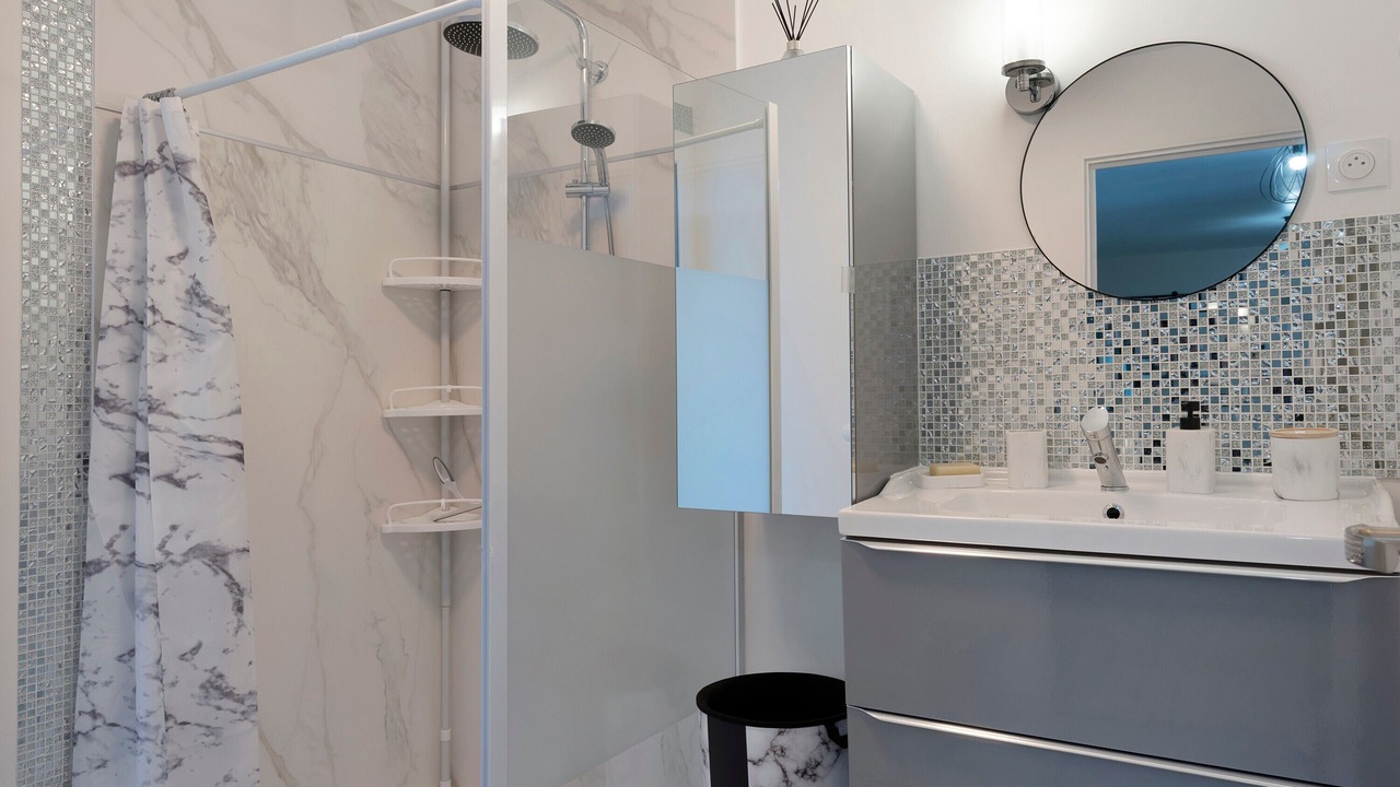 Photo of Bathroom in Villars-en-Pons