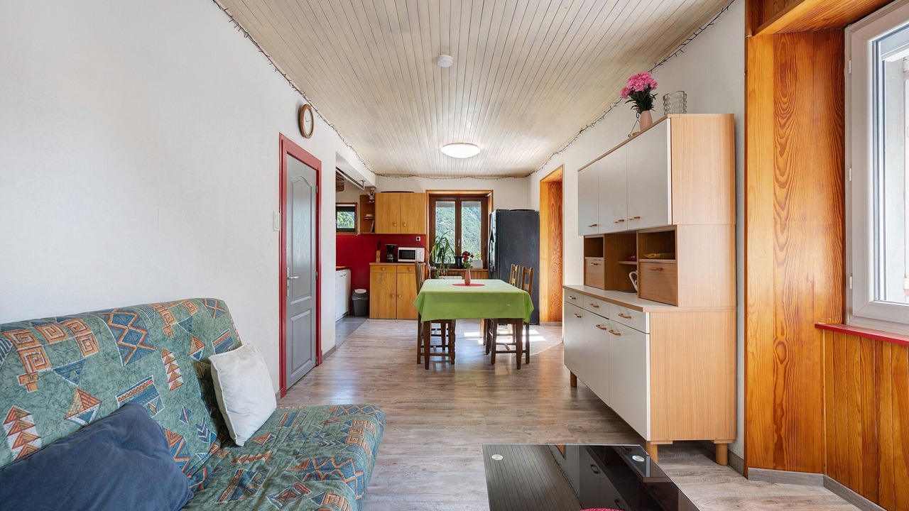 Photo of Livingroom in Montricher-Albanne