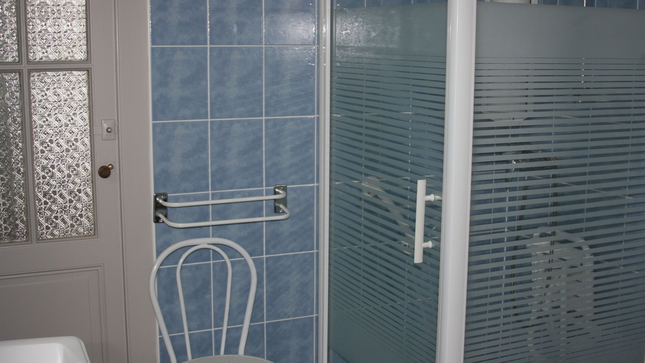 Photo of Bathroom in Rouffignac