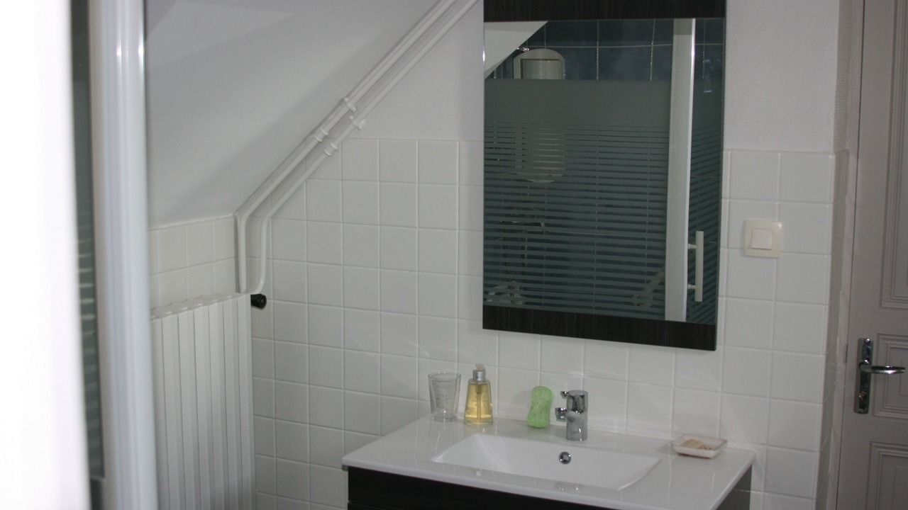 Photo of Bathroom in Rouffignac