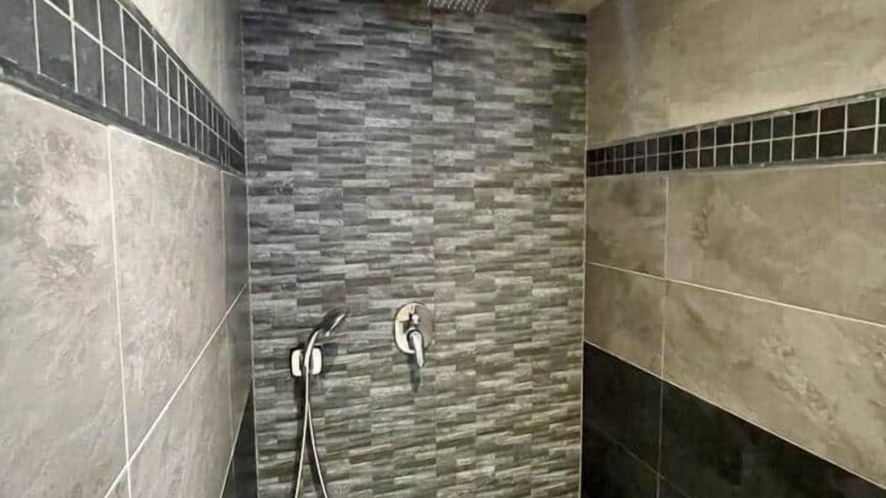 Photo of Bathroom in Saint-Pancrace