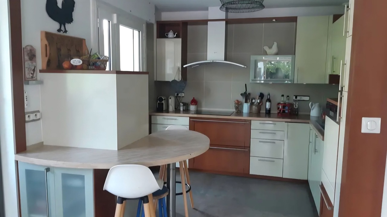 Photo of Kitchen in Saint-Alban-Leysse