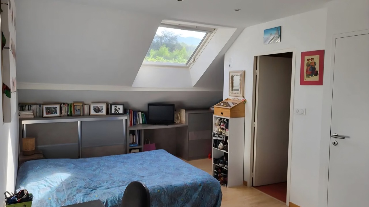 Photo of Bedroom in Saint-Alban-Leysse