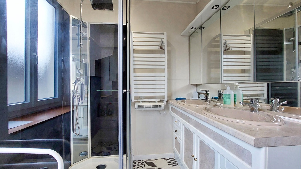 Photo of Bathroom in Sauze-Vaussais