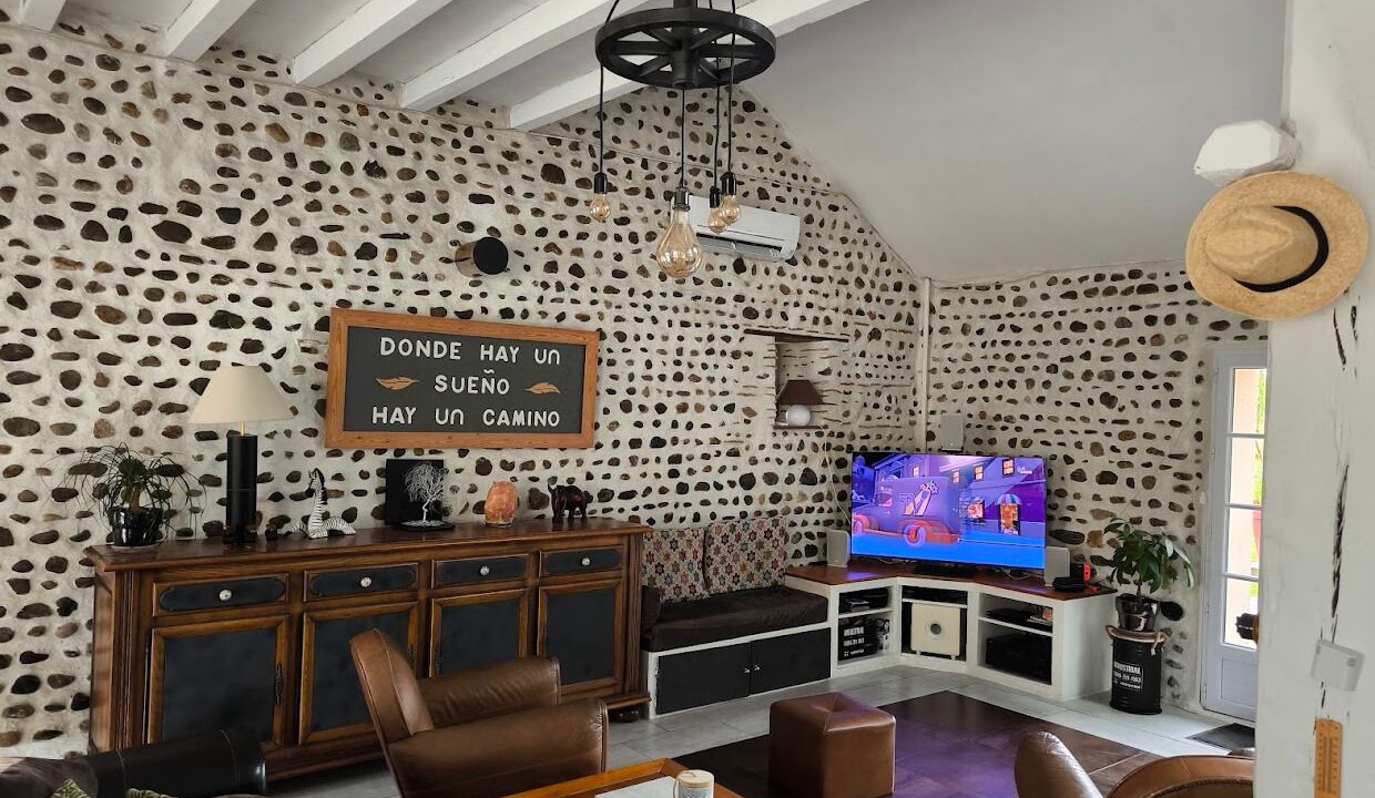 Photo of Livingroom in Uzan
