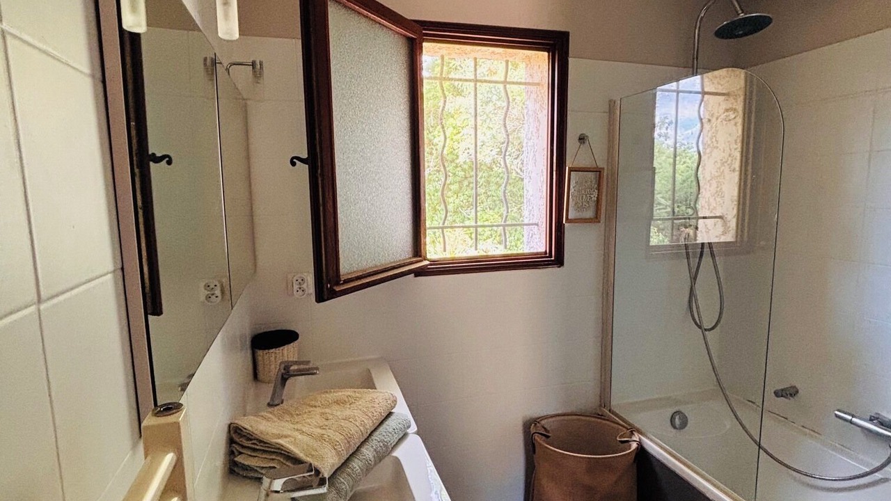 Photo of Bathroom in Valbonne