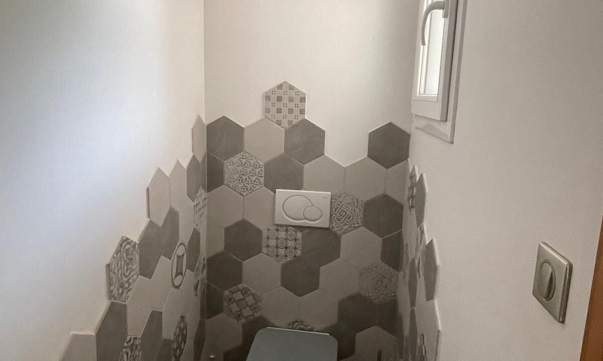 Photo of Bathroom in Ollioules