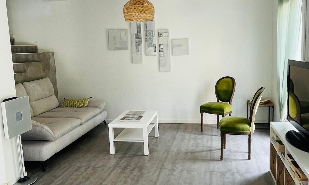 Photo of Livingroom in Ollioules