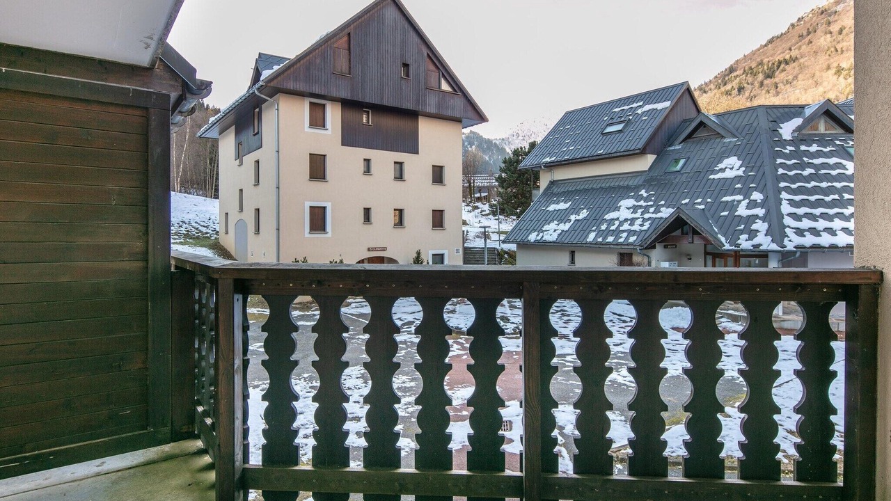 Photo of Patio Balcony in Saint-Colomban-des-Villards