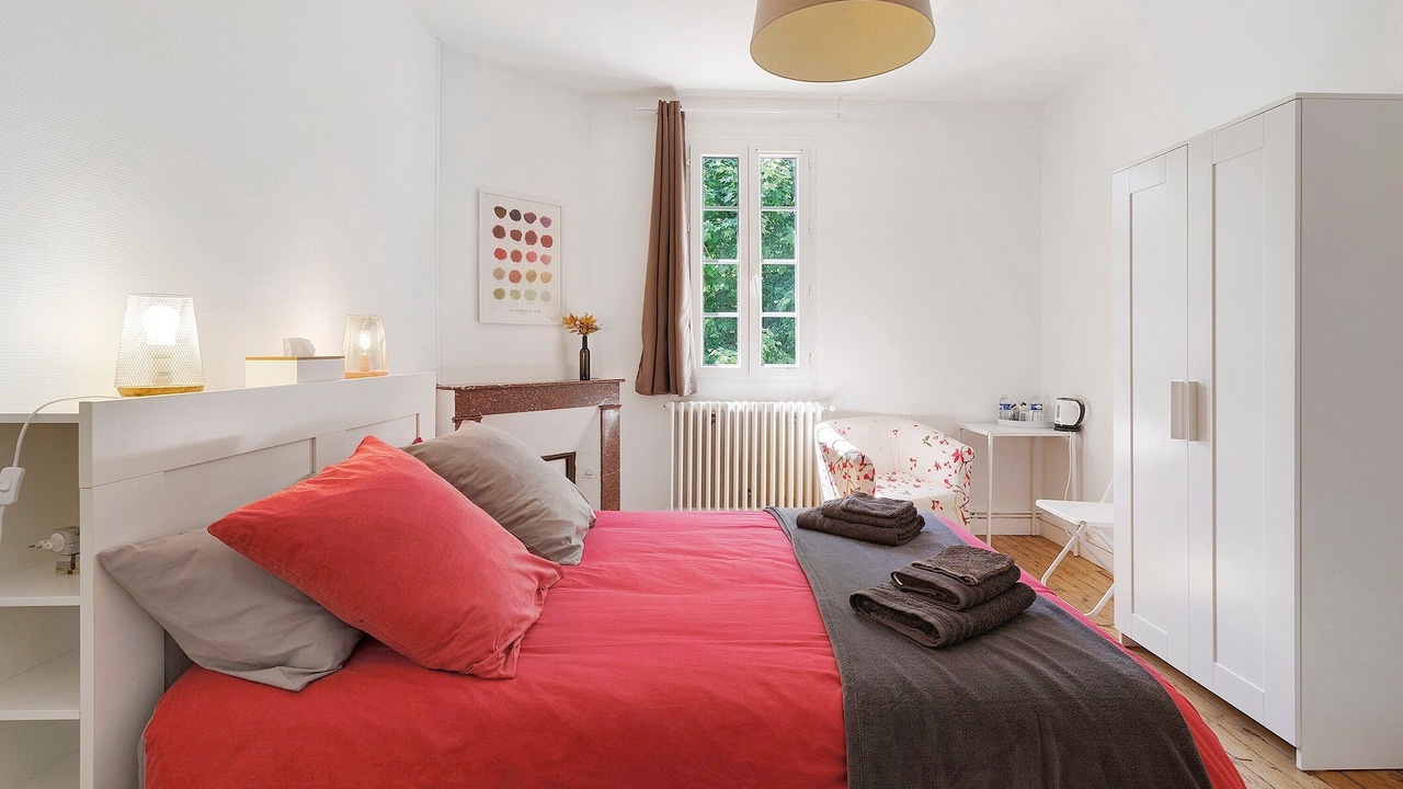 Photo of Bedroom in Saint-Denis-de-Pile