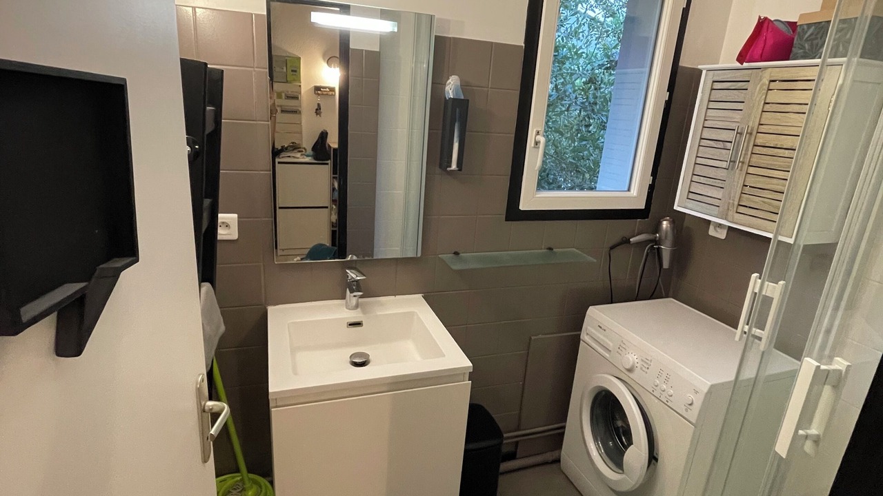 Photo of Bathroom in Villenave-d'Ornon