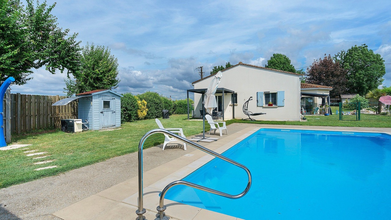 Photo of Outdoor in Saint-Ciers-du-Taillon