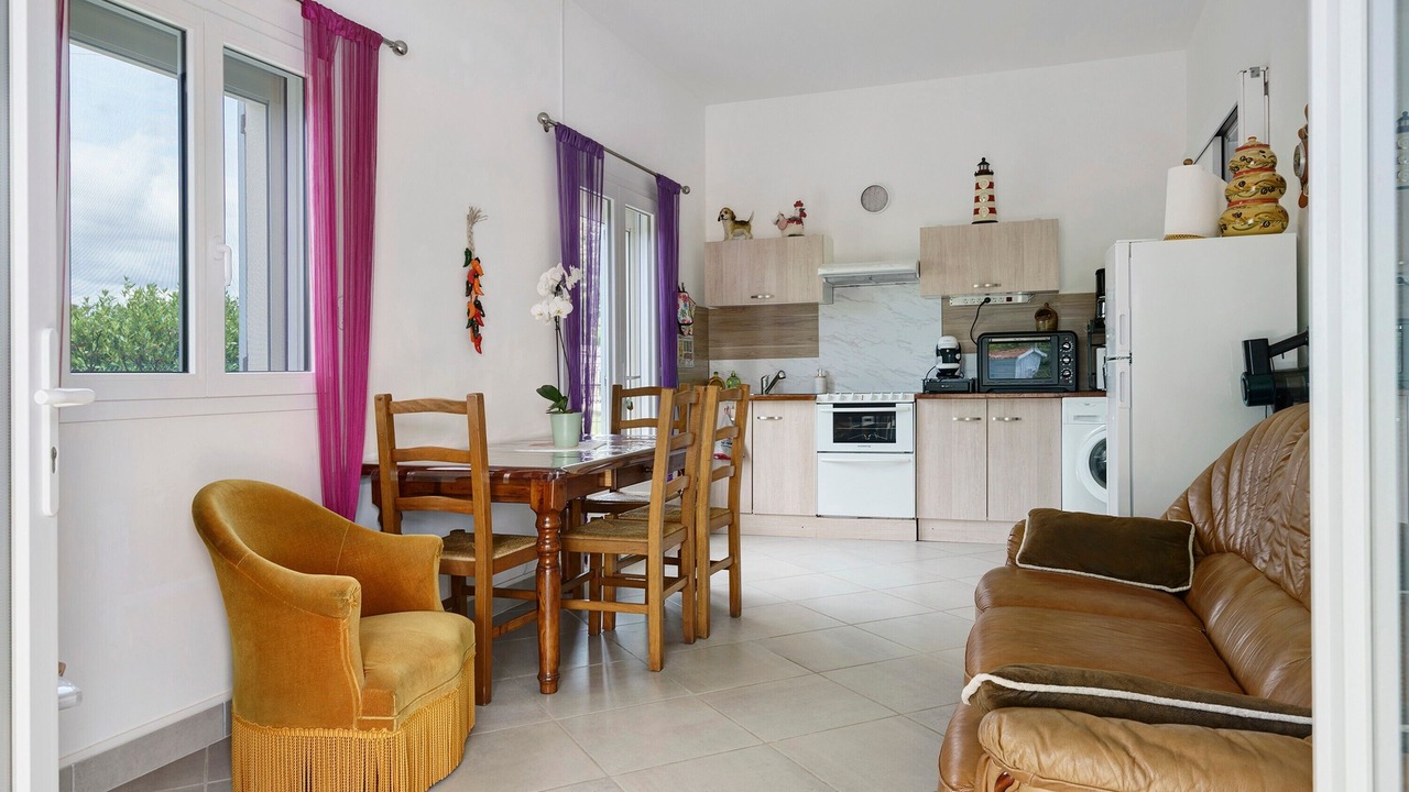Photo of Livingroom in Saint-Ciers-du-Taillon