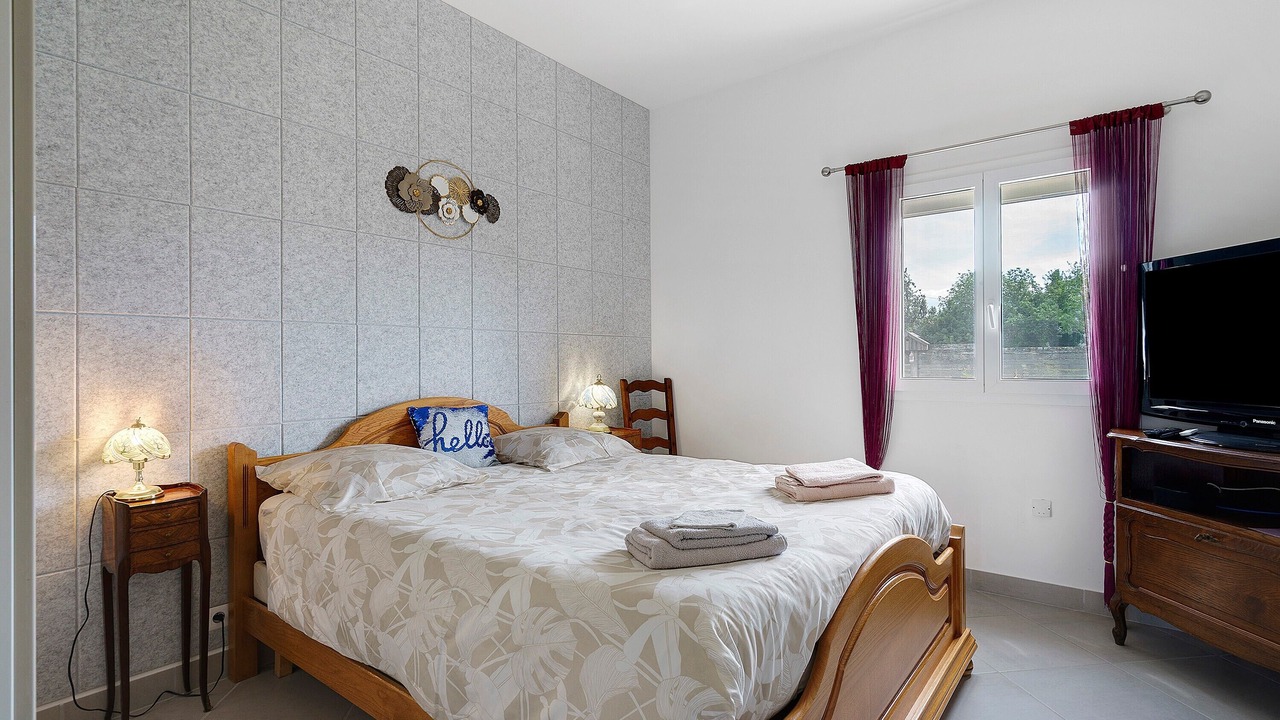 Photo of Bedroom in Saint-Ciers-du-Taillon