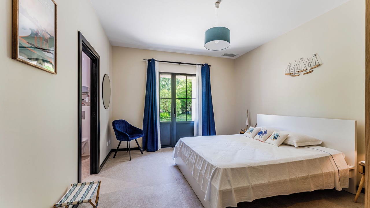 Photo of Bedroom in Gaillan-en-Medoc