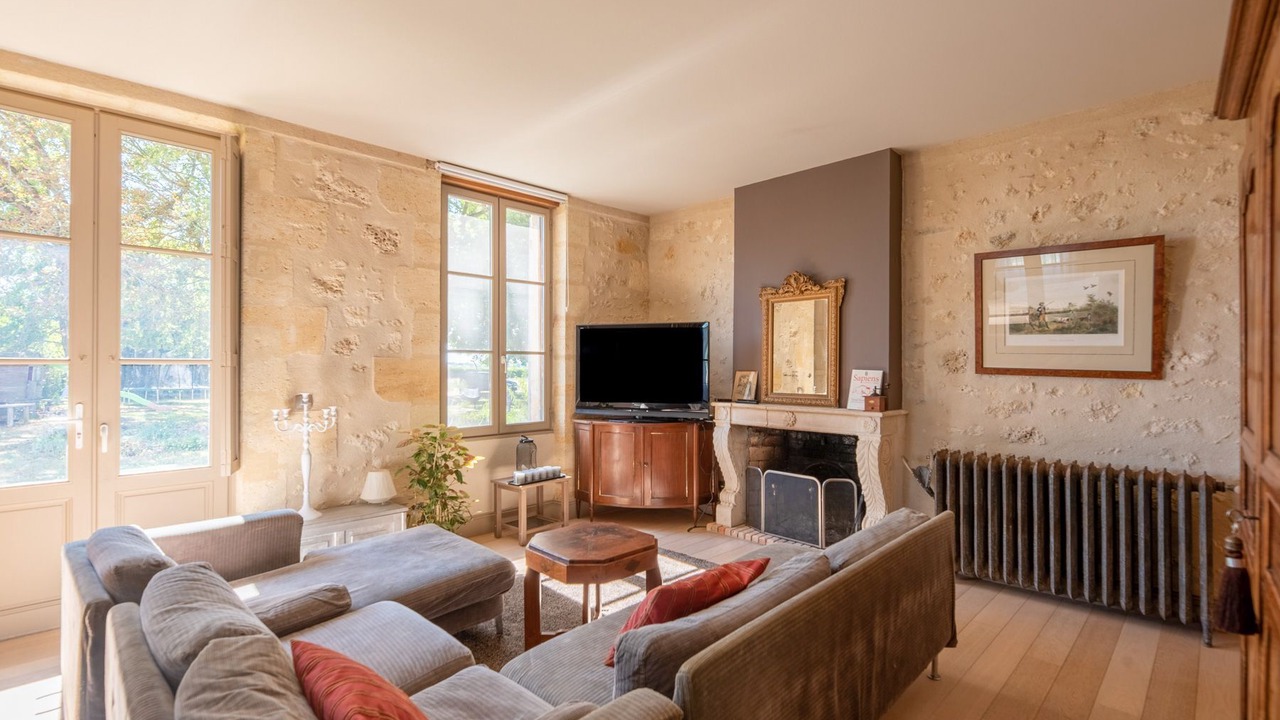 Photo of Livingroom in Saint-Christoly-Medoc