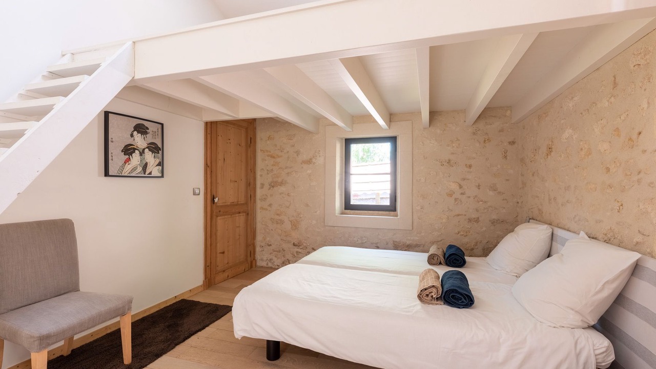 Photo of Bedroom in Saint-Christoly-Medoc