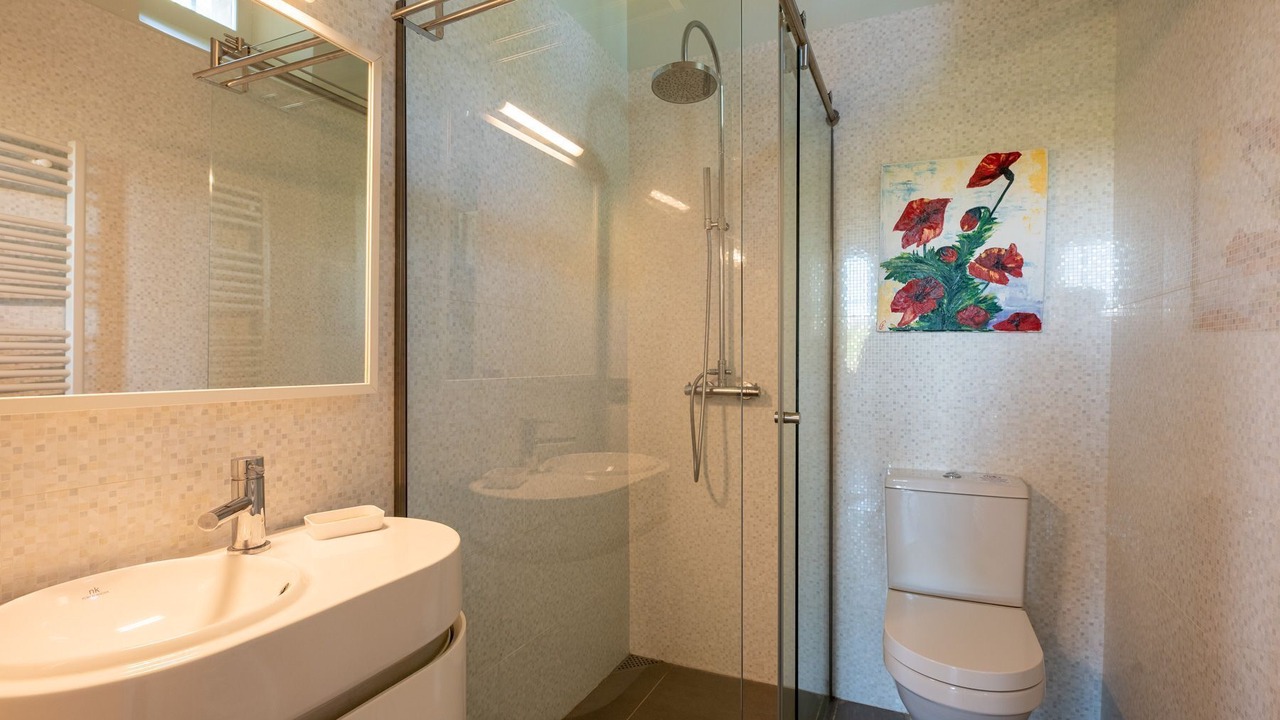 Photo of Bathroom in Saint-Christoly-Medoc