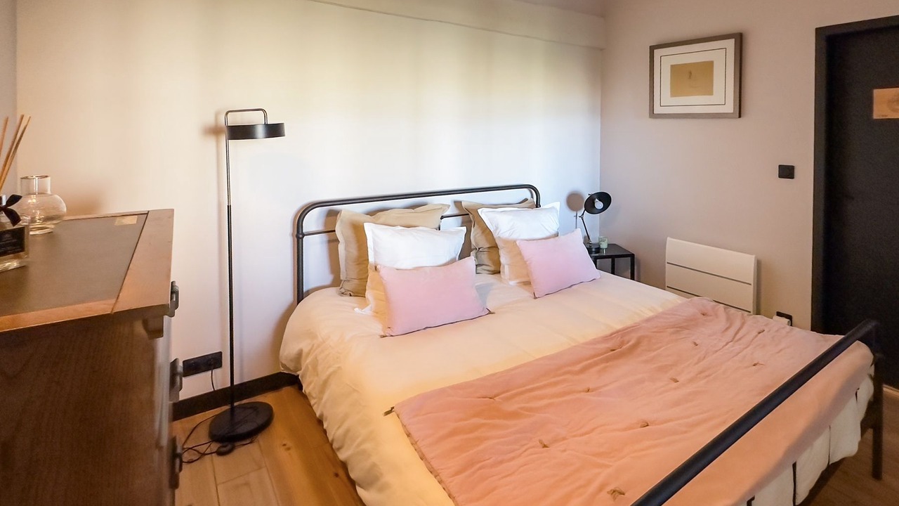 Photo of Bedroom in Saint-Christoly-Medoc