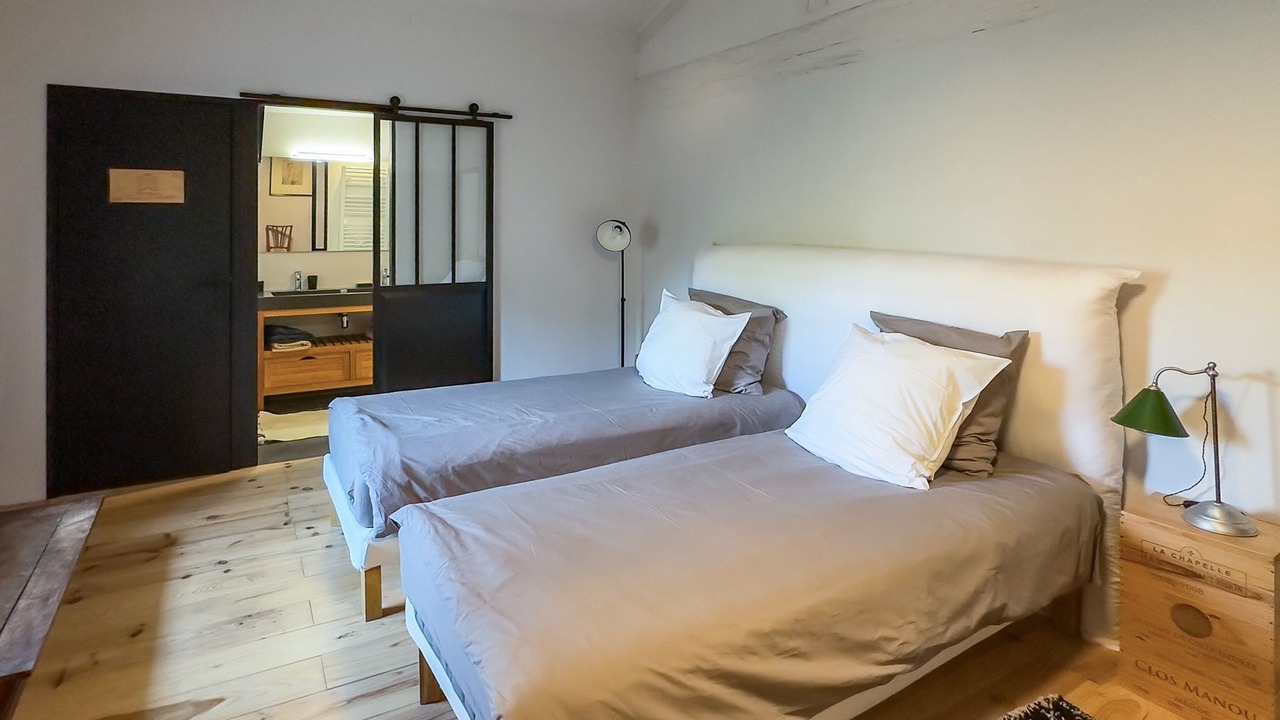 Photo of Bedroom in Saint-Christoly-Medoc