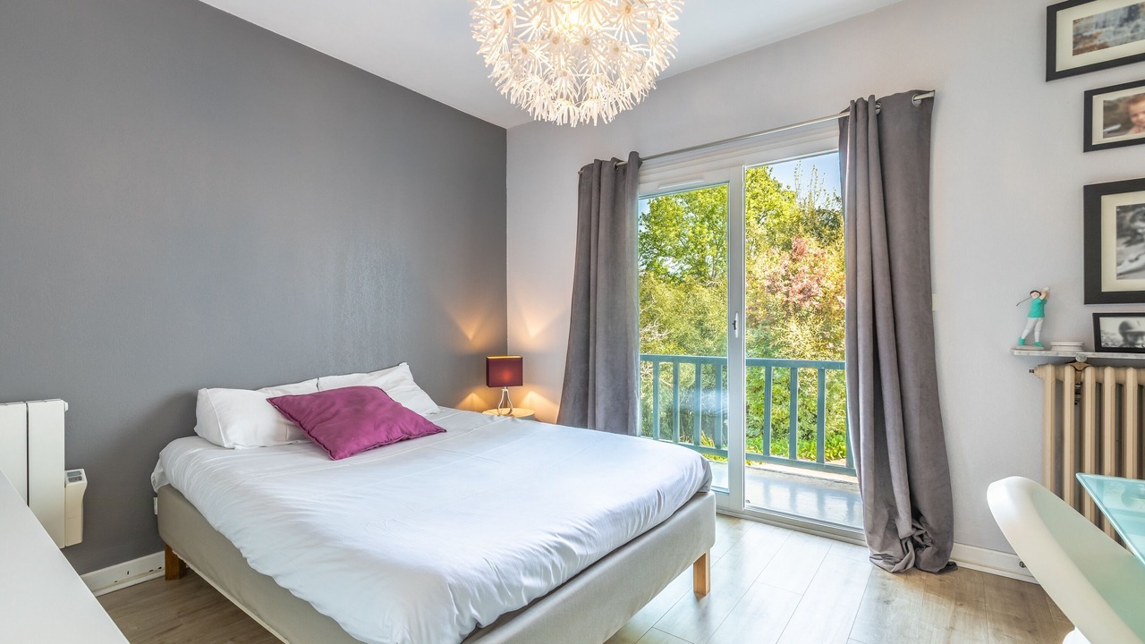 Photo of Bedroom in Arbonne