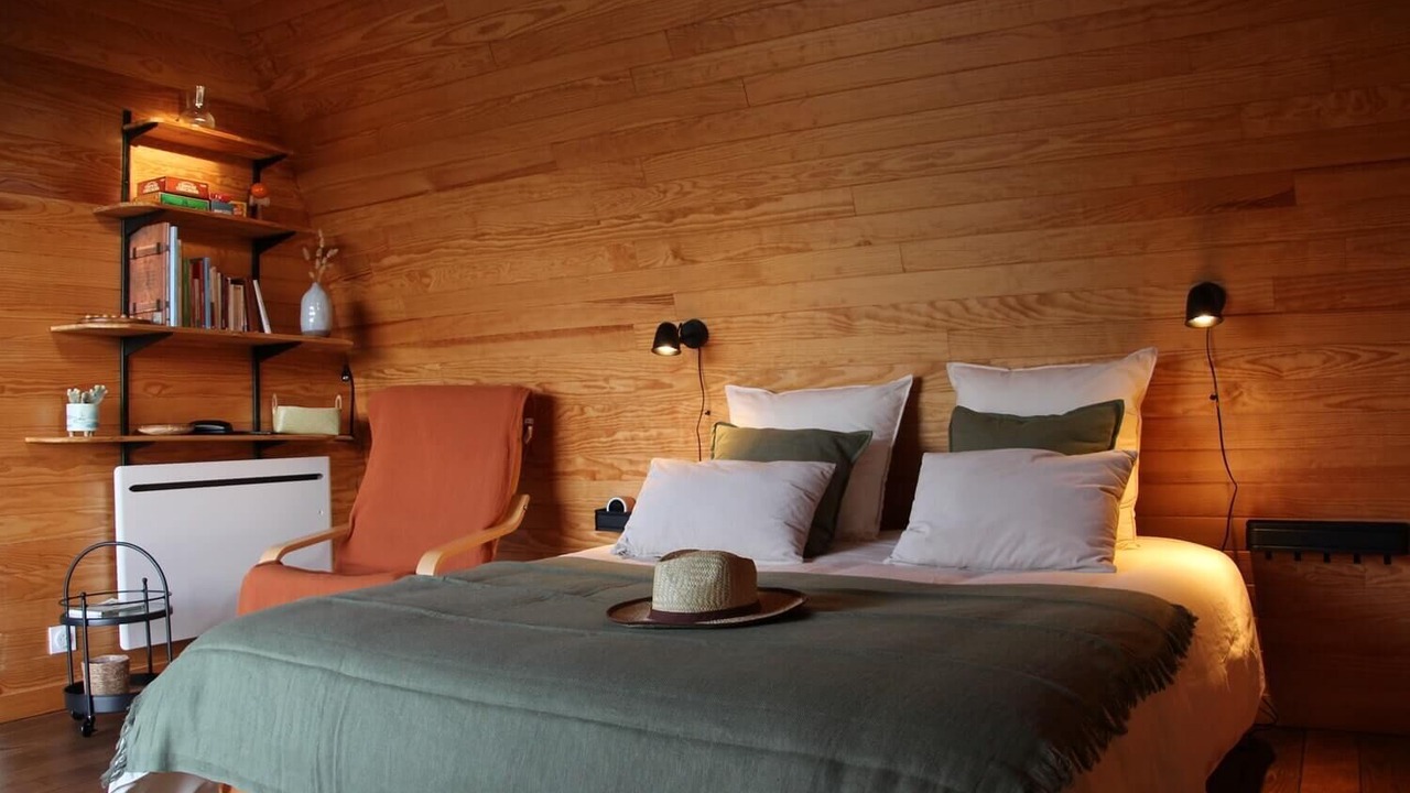 Photo of Bedroom in Salles-Mongiscard
