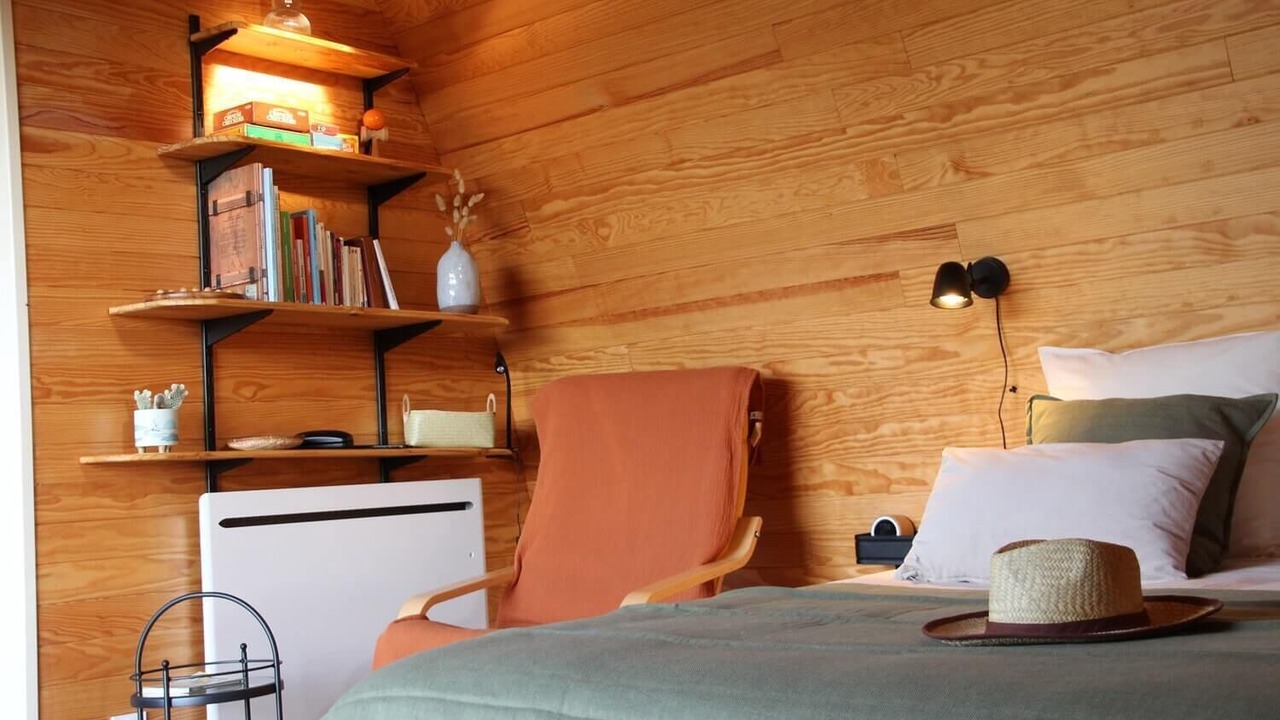 Photo of Bedroom in Salles-Mongiscard