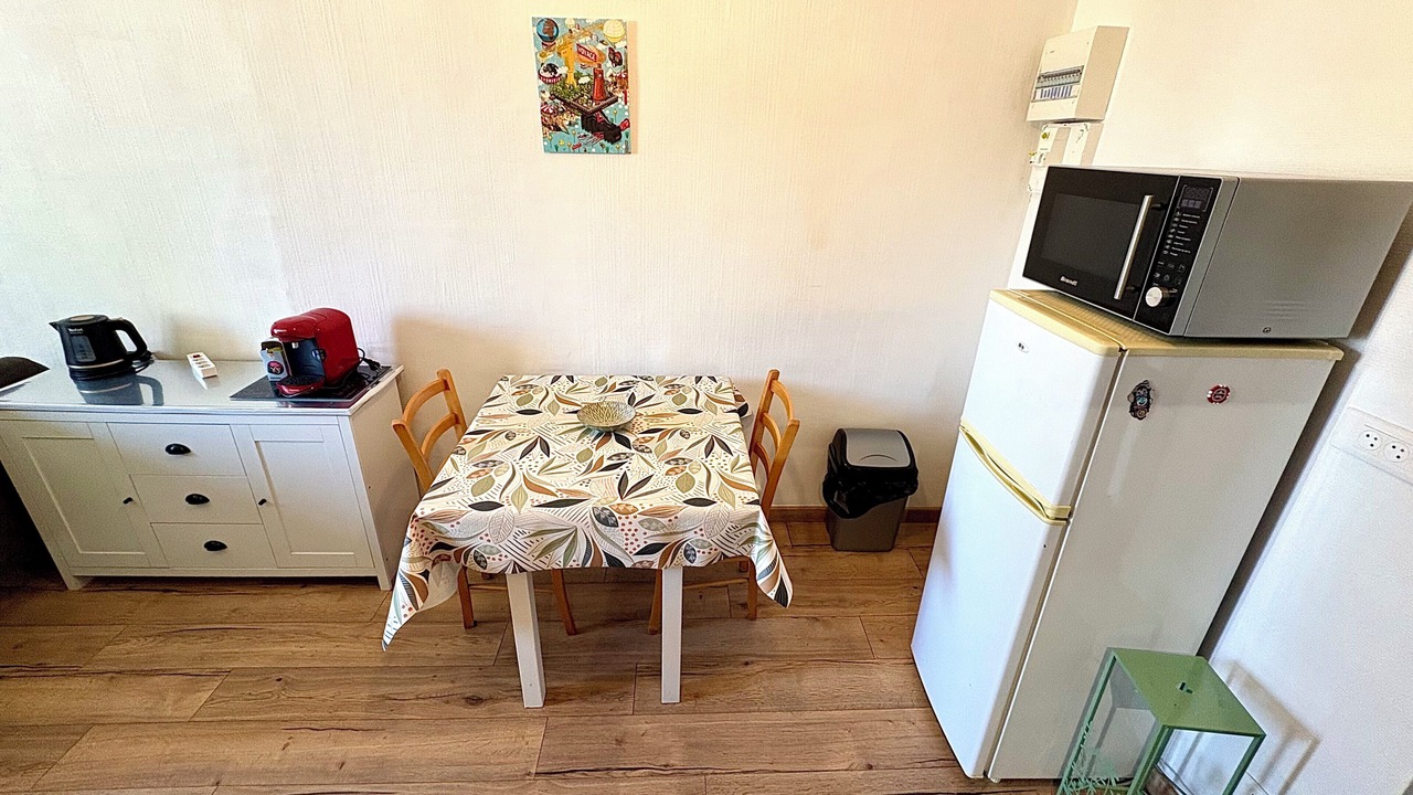 Photo of Kitchen in Coulmiers-Jardin des Plantes