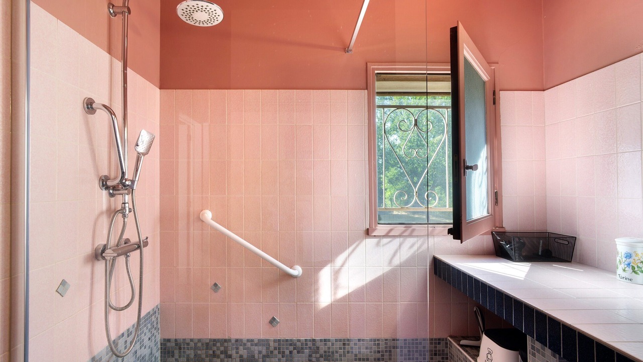 Photo of Bathroom in Tombeboeuf