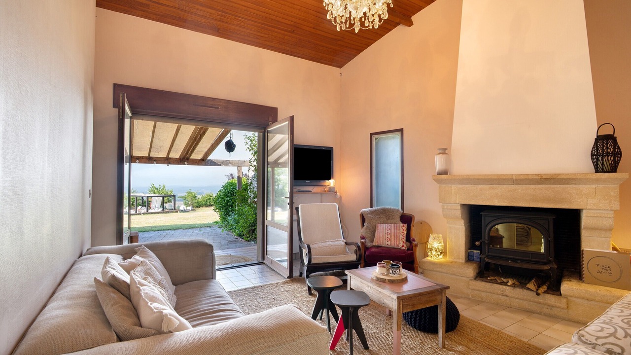 Photo of Livingroom in Tombeboeuf