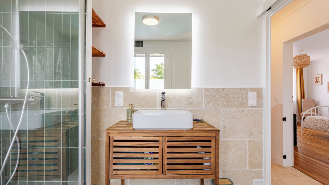 Photo of Bathroom in Saint-Georges-de-Didonne