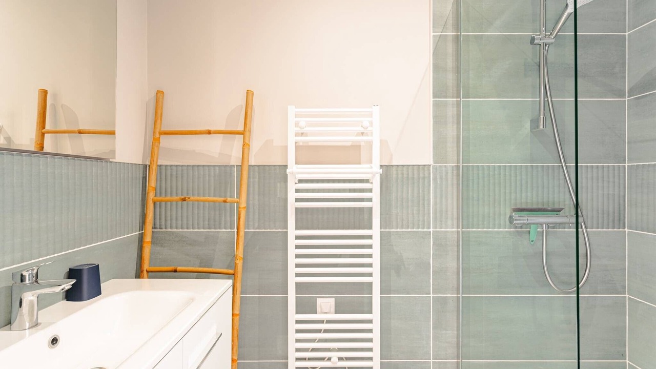 Photo of Bathroom in La Jarrie