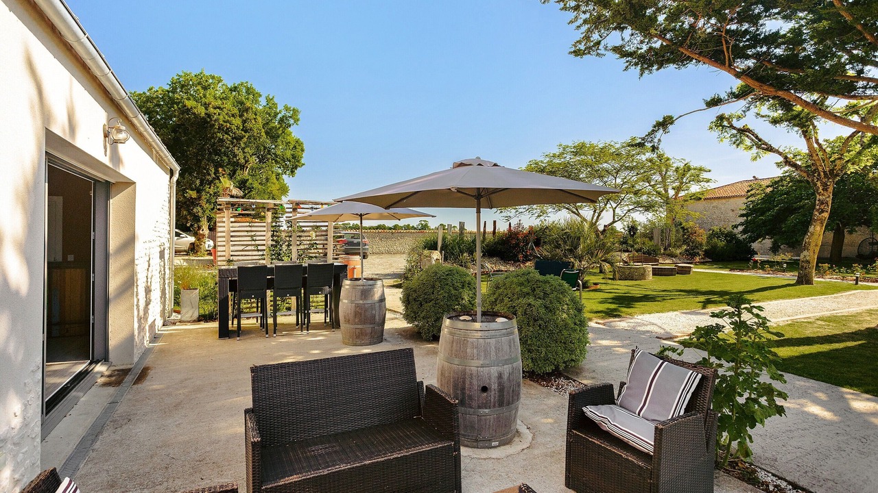 Photo of Patio Balcony in La Jarrie