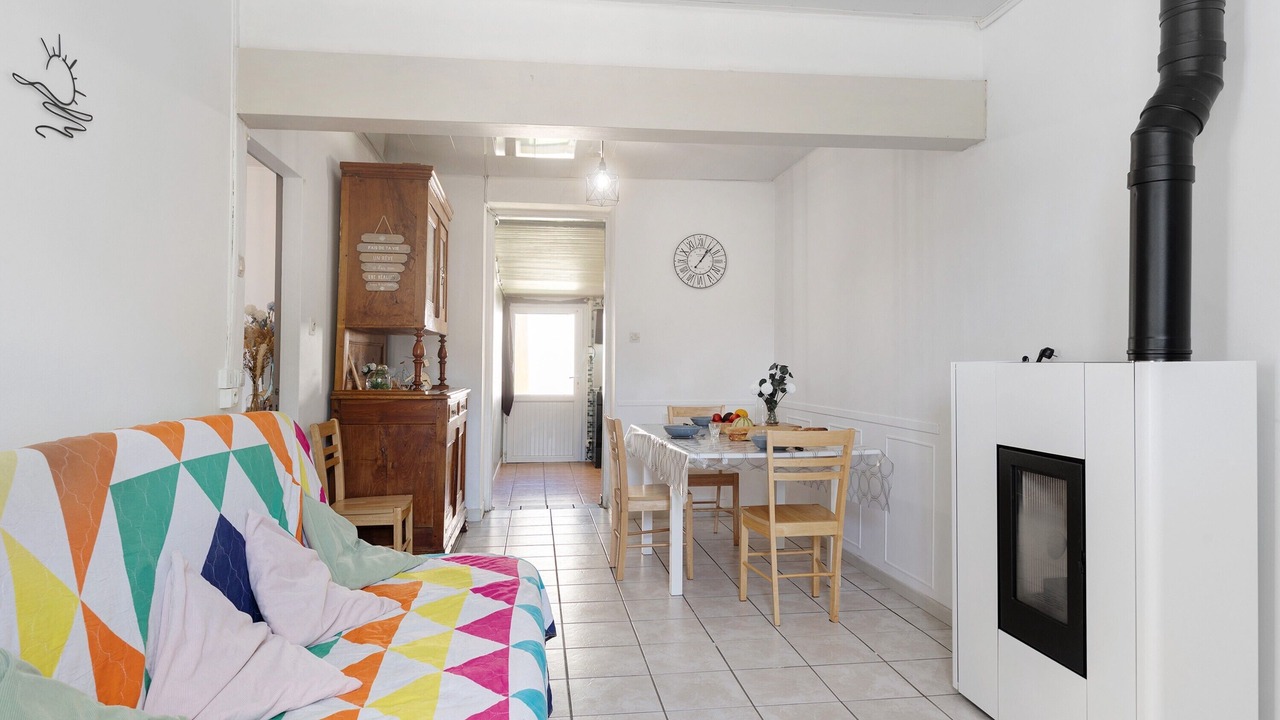 Photo of Livingroom in Bouin