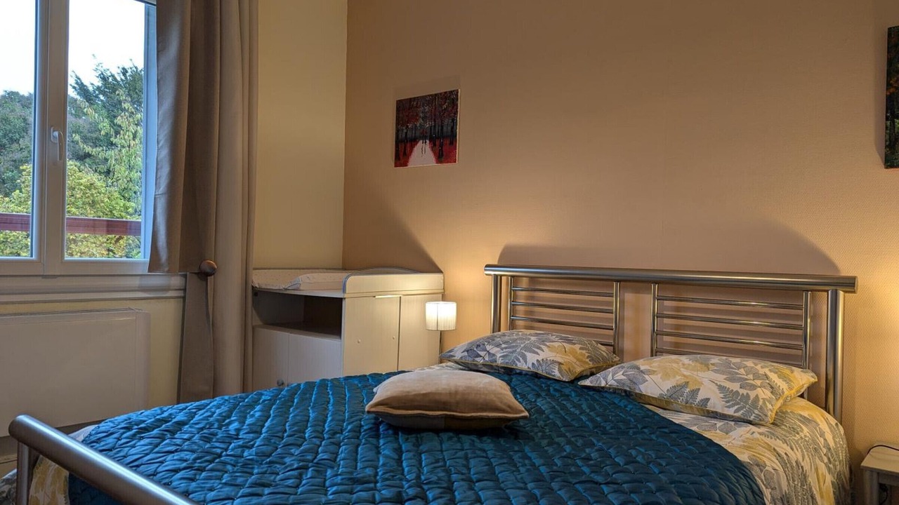 Photo of Bedroom in Barbezieux-Saint-Hilaire