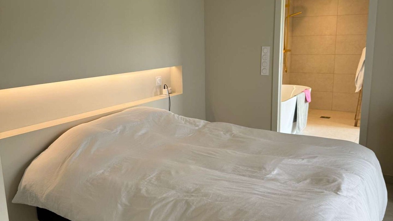 Photo of Bedroom in Tosse
