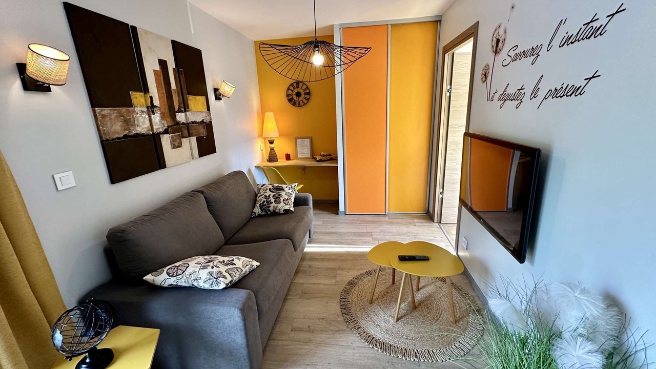 Photo of Livingroom in Drumettaz-Clarafond